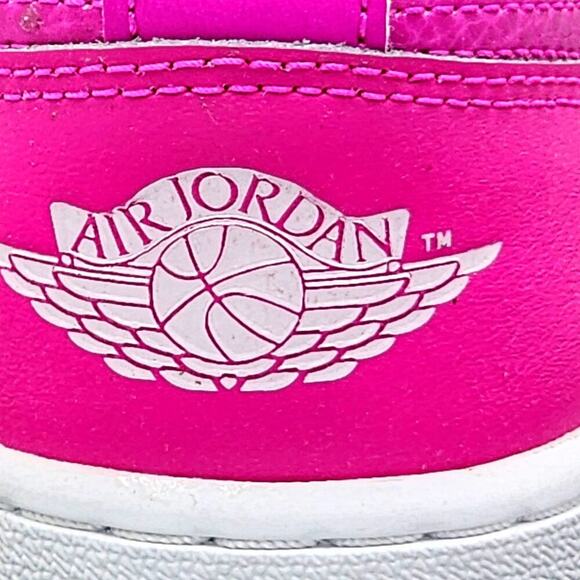 NIKE Air Jordan 1 Low USA (GS) Kids' 6.5Y Retro - Picture 2 of 13